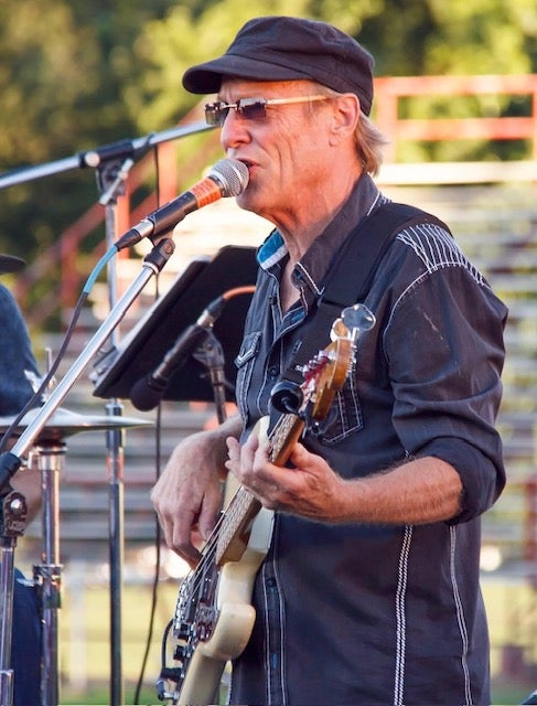 Dennis Craig GIFT.jpg